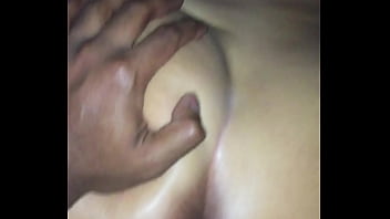 Большегрудая японочка заглатывает мохнатой вагиной крепкий пенис
